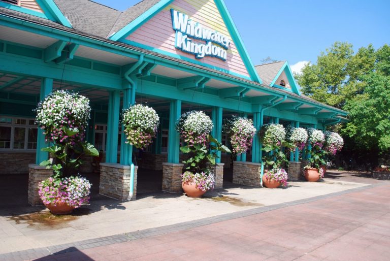 Wildwater Kingdom Entrance
